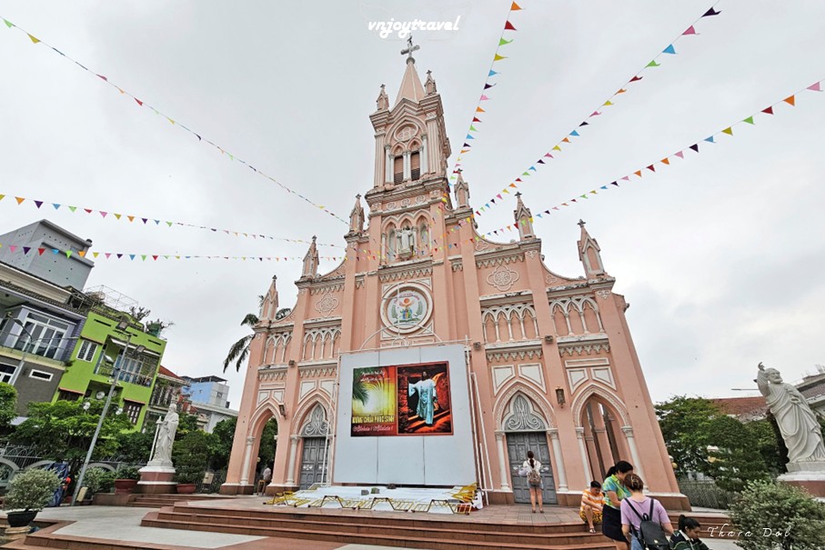 เที่ยวเวียดนาม vnjoytravel vietnam ดานัง  Danang Da Nang โบสถ์กอนก่า โบสถ์สีชมพู nha tho con ga pink church