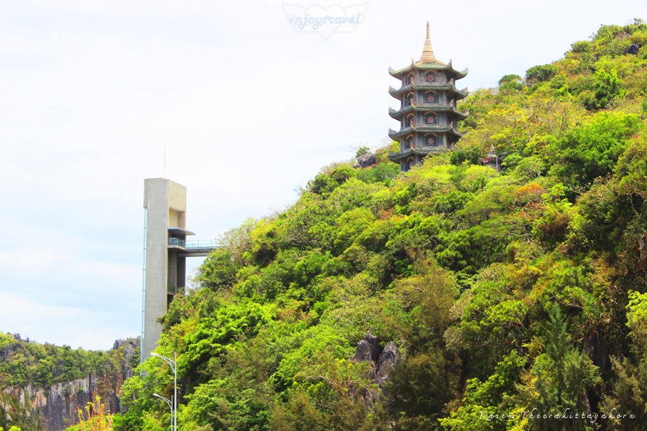 เที่ยวเวียดนาม vnjoytravel vietnam ดานัง  Danang Da Nang ภูเขาธาตุน้ำ ภูเขา 5 ธาตุ ngu han son thuy son marble mountain