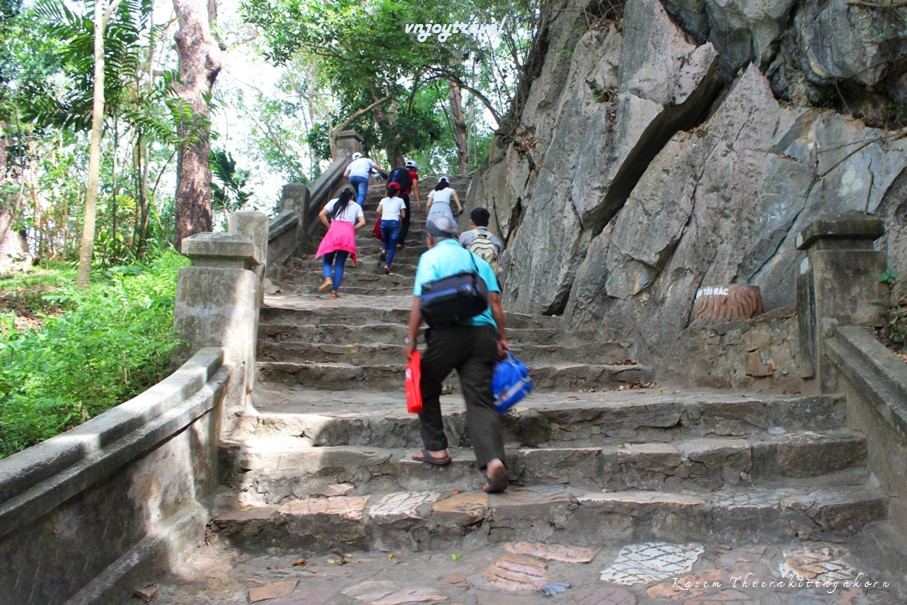 เที่ยวเวียดนาม vnjoytravel vietnam ดานัง  Danang Da Nang ภูเขาธาตุน้ำ ภูเขา 5 ธาตุ ngu han son thuy son marble mountain