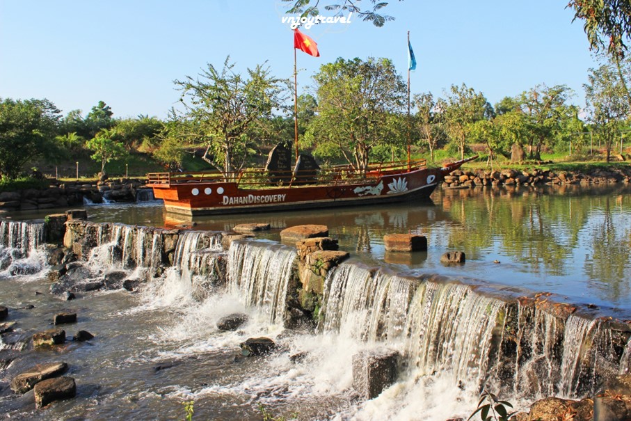 เที่ยวเวียดนาม vnjoytravel vietham ด่งนาย Dongnai Dong Nai น้ำตกด๊าห่าน Thac Da Han Waterfall