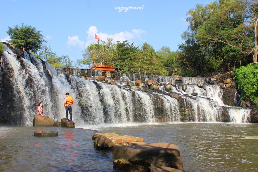 เที่ยวเวียดนาม vnjoytravel vietham ด่งนาย Dongnai Dong Nai น้ำตกด๊าห่าน Thac Da Han Waterfall