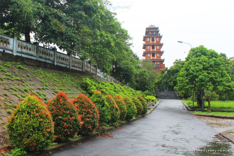 เที่ยวเวียดนาม vnjoytravel vietnam กว๋างจิ Quang Tri หอคอย  แคซานห์ เคซาน bao thap khe sanh tower
