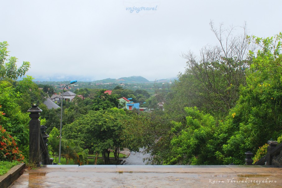 เที่ยวเวียดนาม vnjoytravel vietnam กว๋างจิ Quang Tri หอคอย  แคซานห์ เคซาน bao thap khe sanh tower