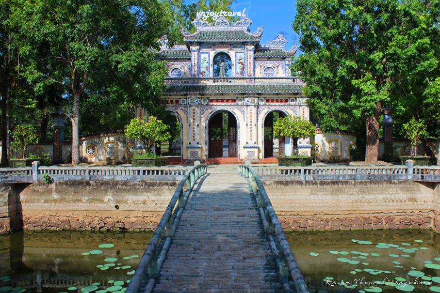 เที่ยวเวียดนาม vnjoytravel vietnam กว๋างจิ Quang Tri วัดซัคตื๋อติ่นห์กวาง chau sac tu tinh quang pagoda