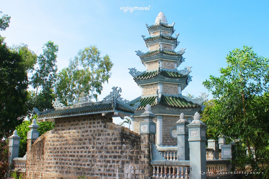 เที่ยวเวียดนาม vnjoytravel vietnam กว๋างจิ Quang Tri วัดซัคตื๋อติ่นห์กวาง chau sac tu tinh quang pagoda
