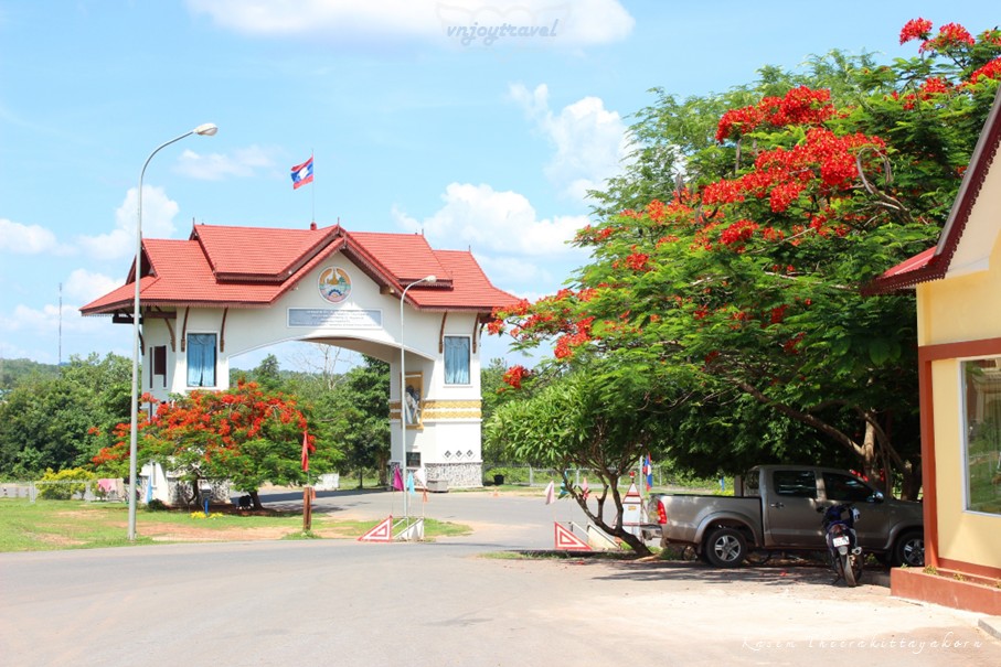 เที่ยวเวียดนาม vnjoytravel vietnam กว๋างจิ Quang Tri ด่านชายแดนลาวเบ๋า cau khau lao bao border