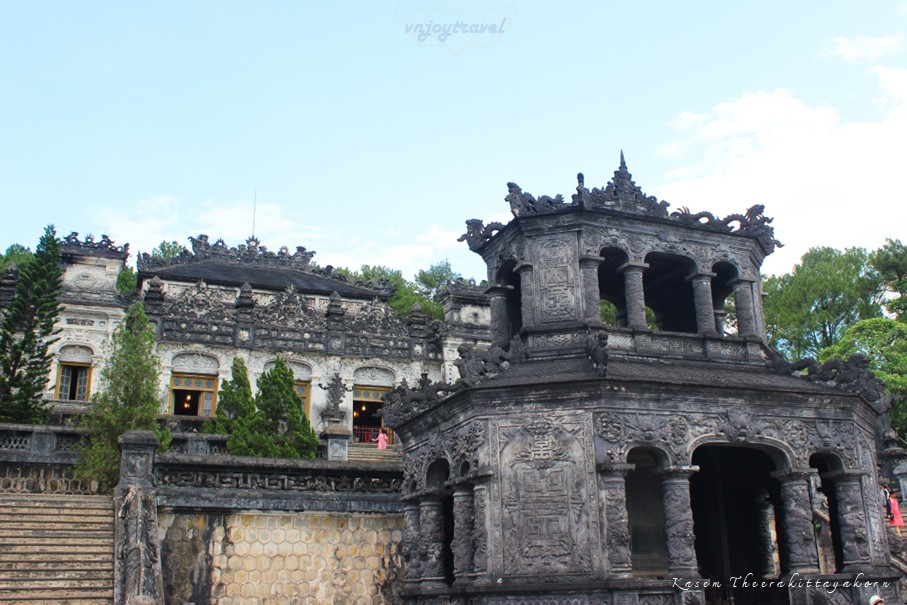 เที่ยวเวียดนาม vnjoytravel vietnam เถื่อเทียน เว้  thua thien hue สุสานกษัตริย์ไคดิ่นห์ lang khai dinh mausoleum