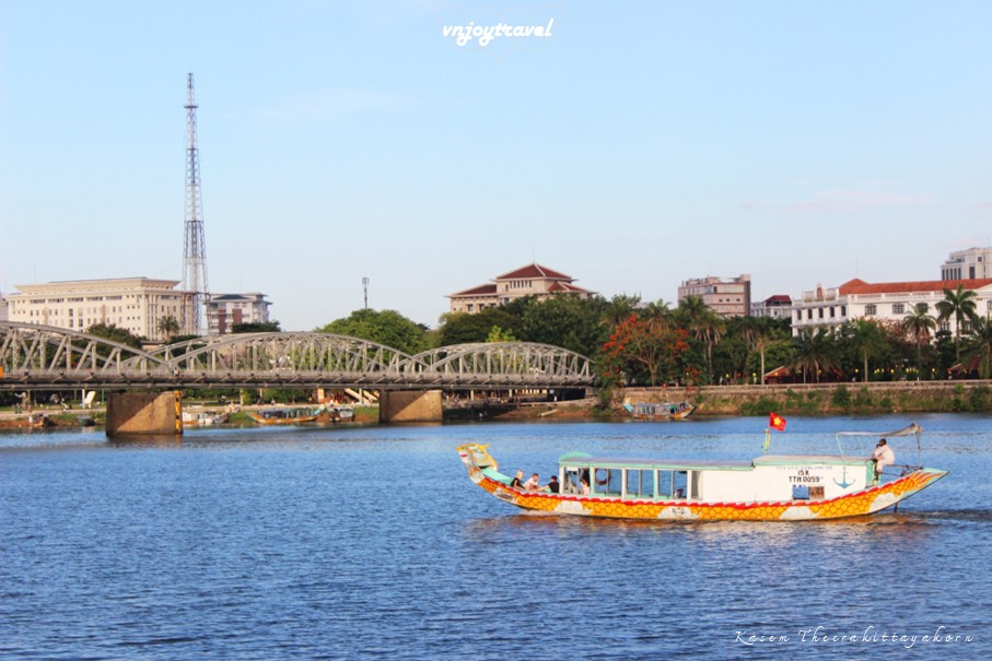เที่ยวเวียดนาม vnjoytravel vietnam เถื่อเทียน เว้  thua thien hue แม่น้ำหอม song huong perfume river