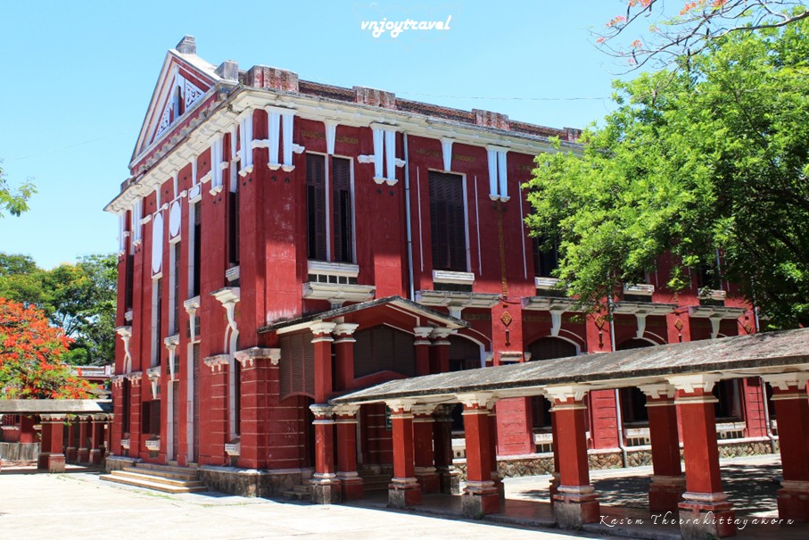 เที่ยวเวียดนาม vnjoytravel vietnam เถื่อเทียน เว้  thua thien hue โรงเรียนมัธยมแห่งชาติ truong quoc hoc