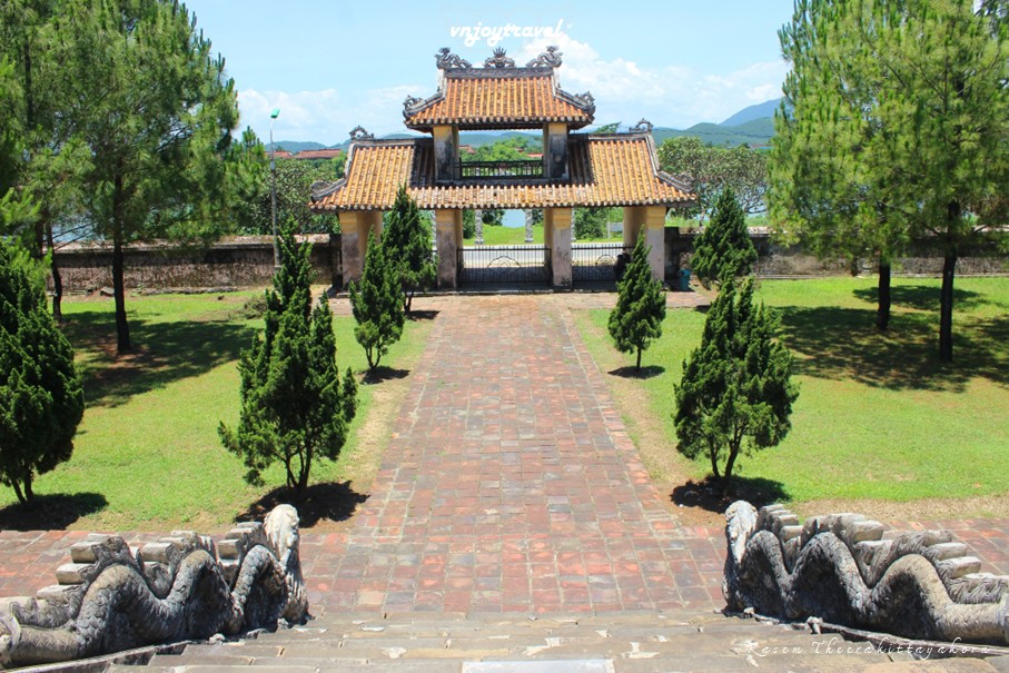 เที่ยวเวียดนาม vnjoytravel vietnam เถื่อเทียน เว้  thua thien hue วิหารวรรณกรรมเว้  van mieu hue confucius temple of literature