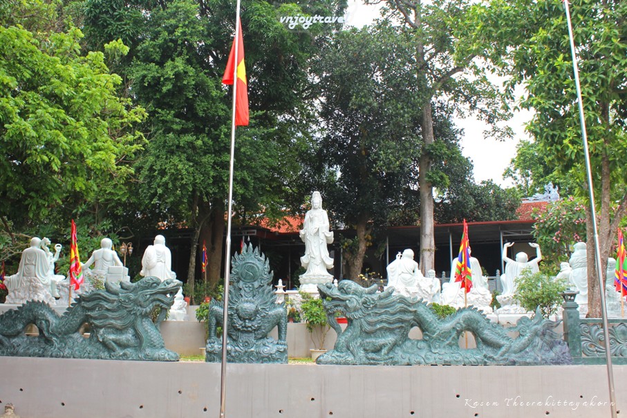 เที่ยวเวียดนาม vnjoytravel vietnam หวินห์ฟุก vinh phuc ตามด๋าว tam dao ศาลเจ้าจิ่นห์ เตยเทียน den trinh quoc mau tay thien